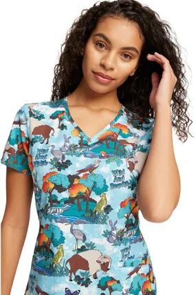 Cherokee Women's V-Neck Print Scrub Top | Wildlife Sanctuary