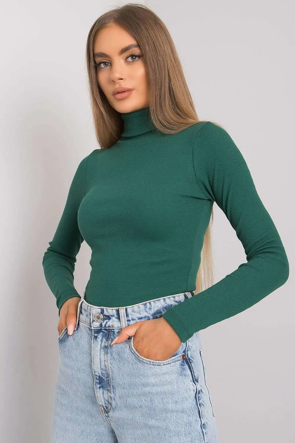 Chic Parisian Turtleneck Essential