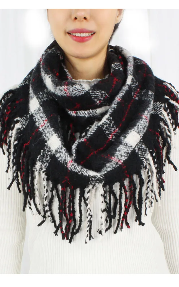 ESC10078 Plaid Infinity Scarf w/Tassels