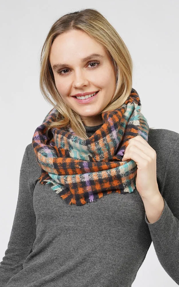 ESC10684 PLAID INFINITY SCARF