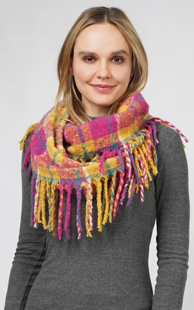 ESC10686 PLAID INFINITY SCARF W/FRINGE