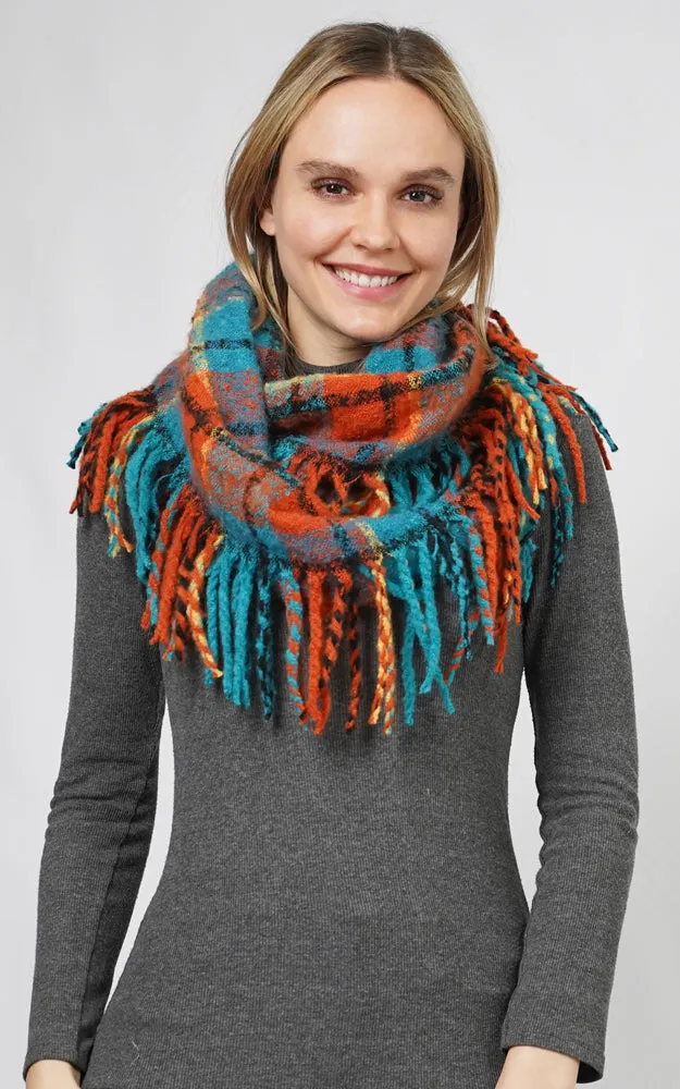 ESC10686 PLAID INFINITY SCARF W/FRINGE