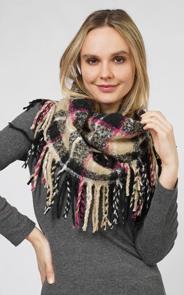 ESC10686 PLAID INFINITY SCARF W/FRINGE