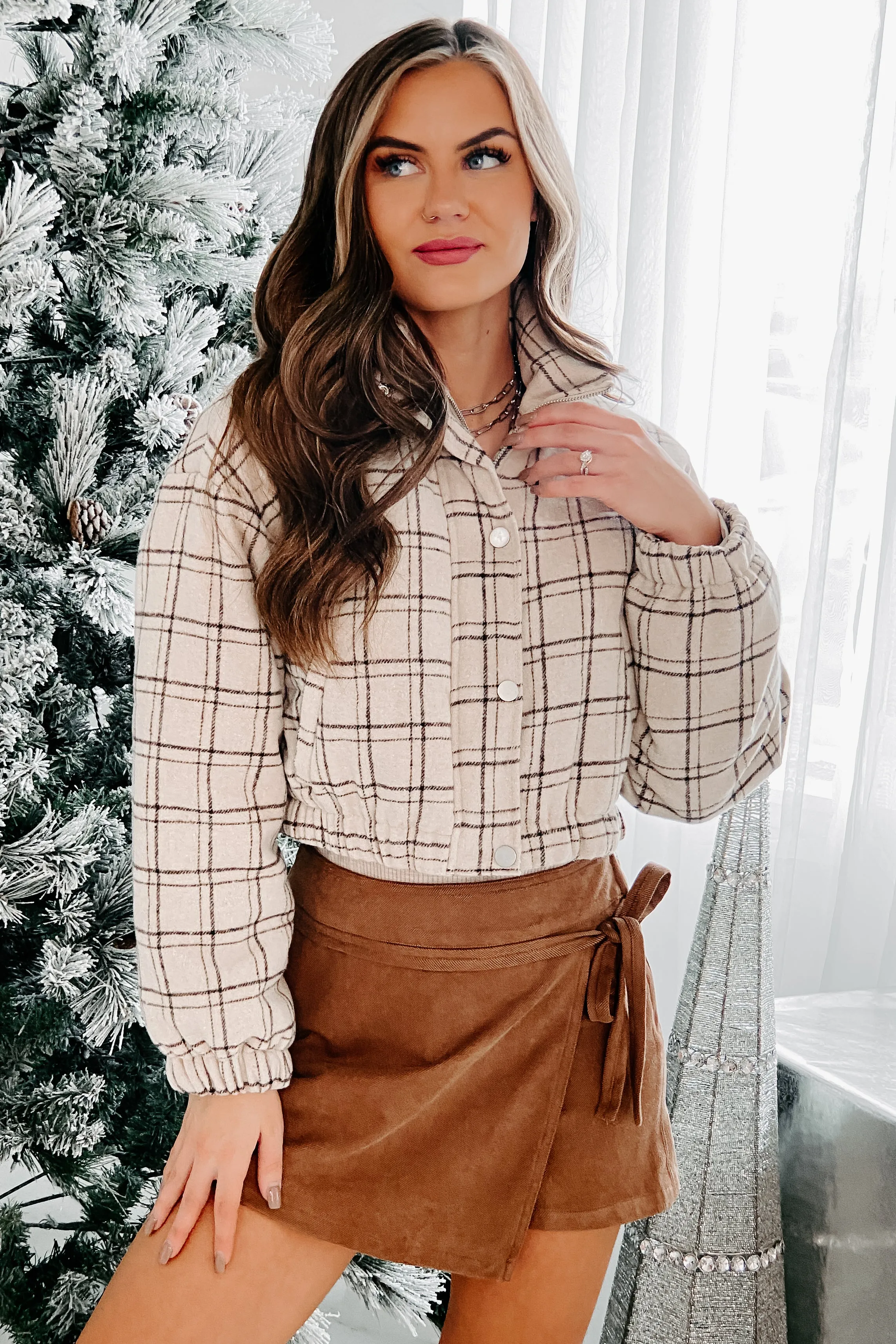 European Adventures Cropped Plaid Jacket (Taupe/Brown Plaid)