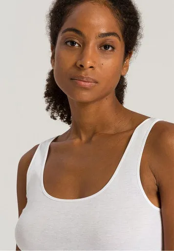 Hanro Cotton Seamless White Sleeveless Vest