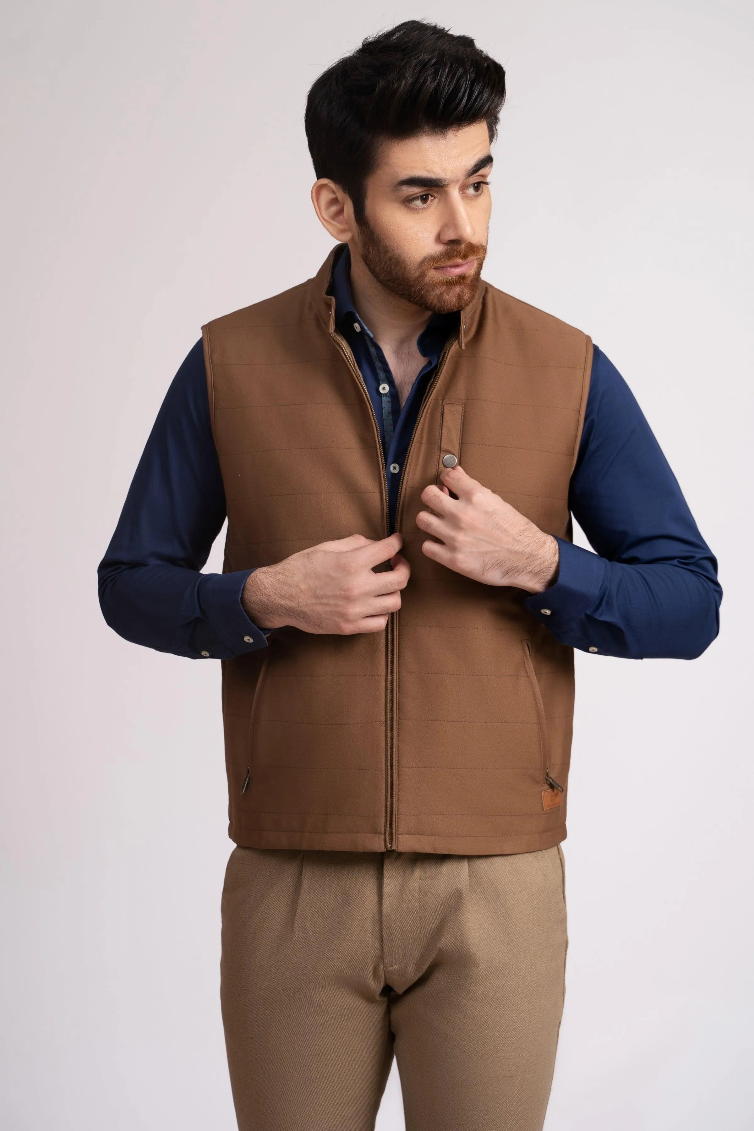 JACKET QUILTED SLEEVE LESS CAMEL