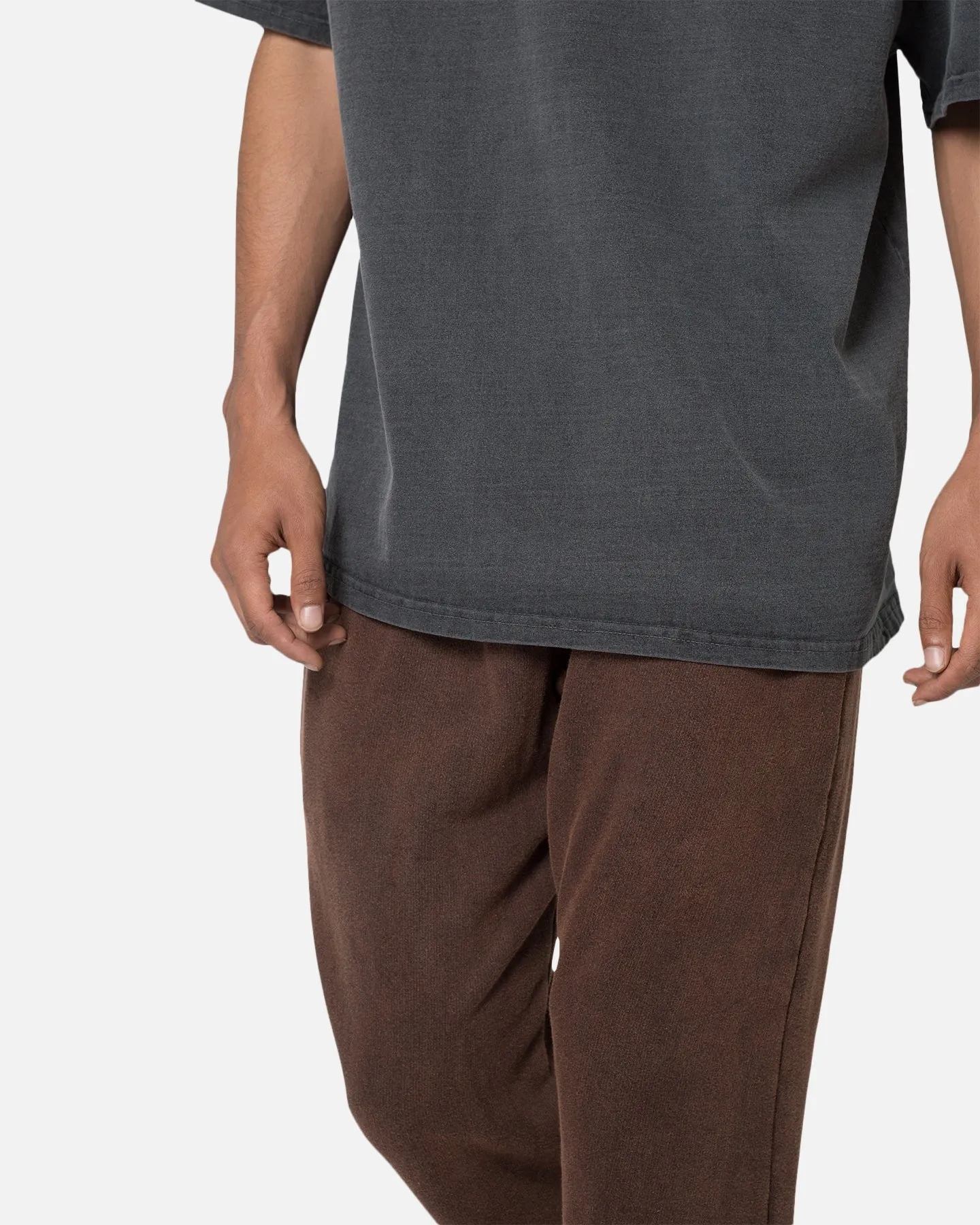 MNML Washed Flare Sweatpants Brown