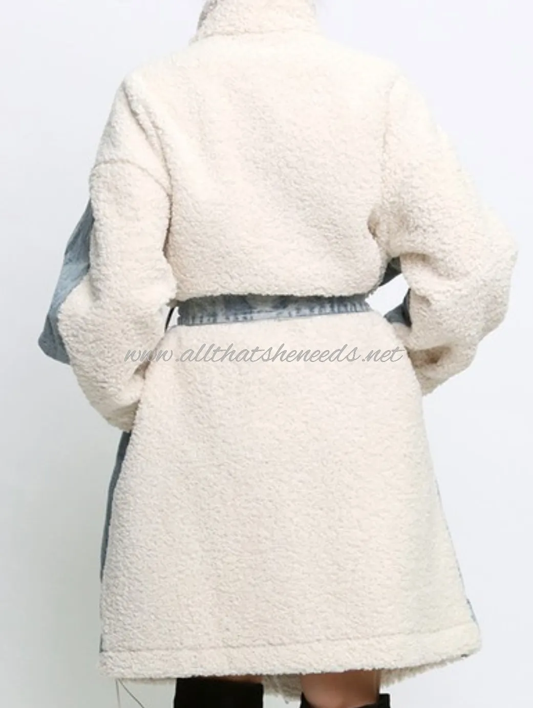 The Apollonia Coat