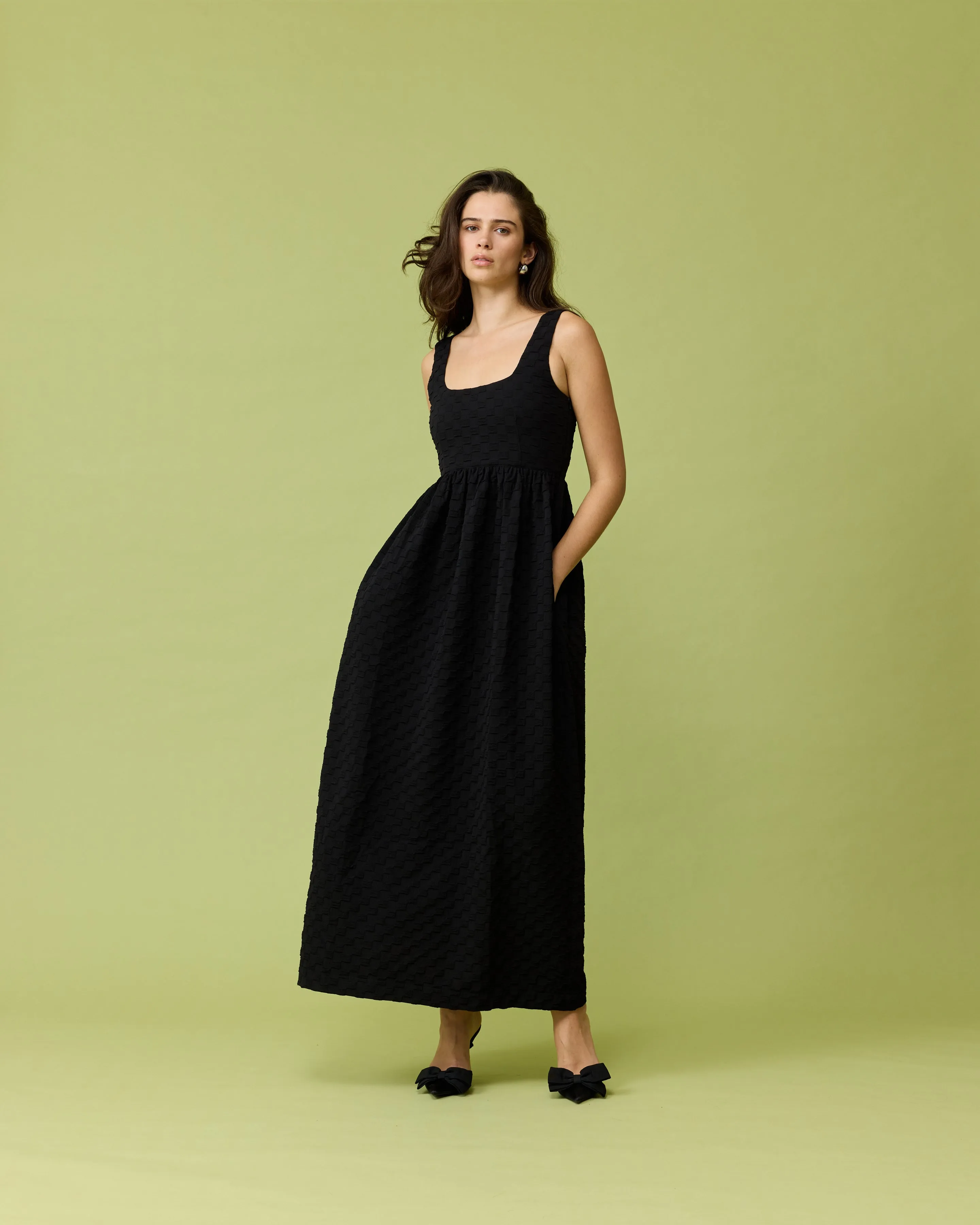 TULIP MAXI DRESS BLACK