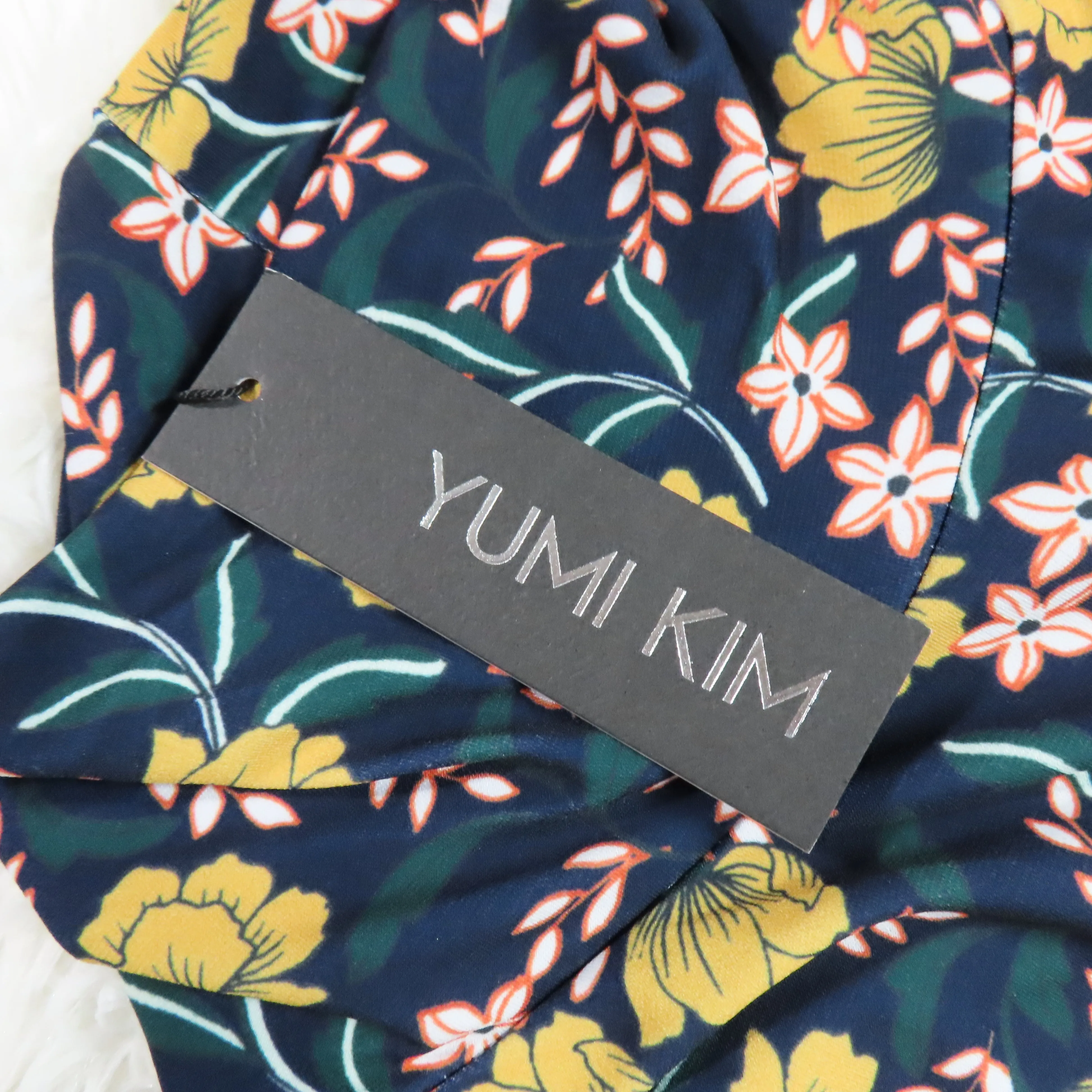 Yumi Kim Navy Blue Floral Country Escape Oh La La Turtleneck Long Sleeve Top Size Small