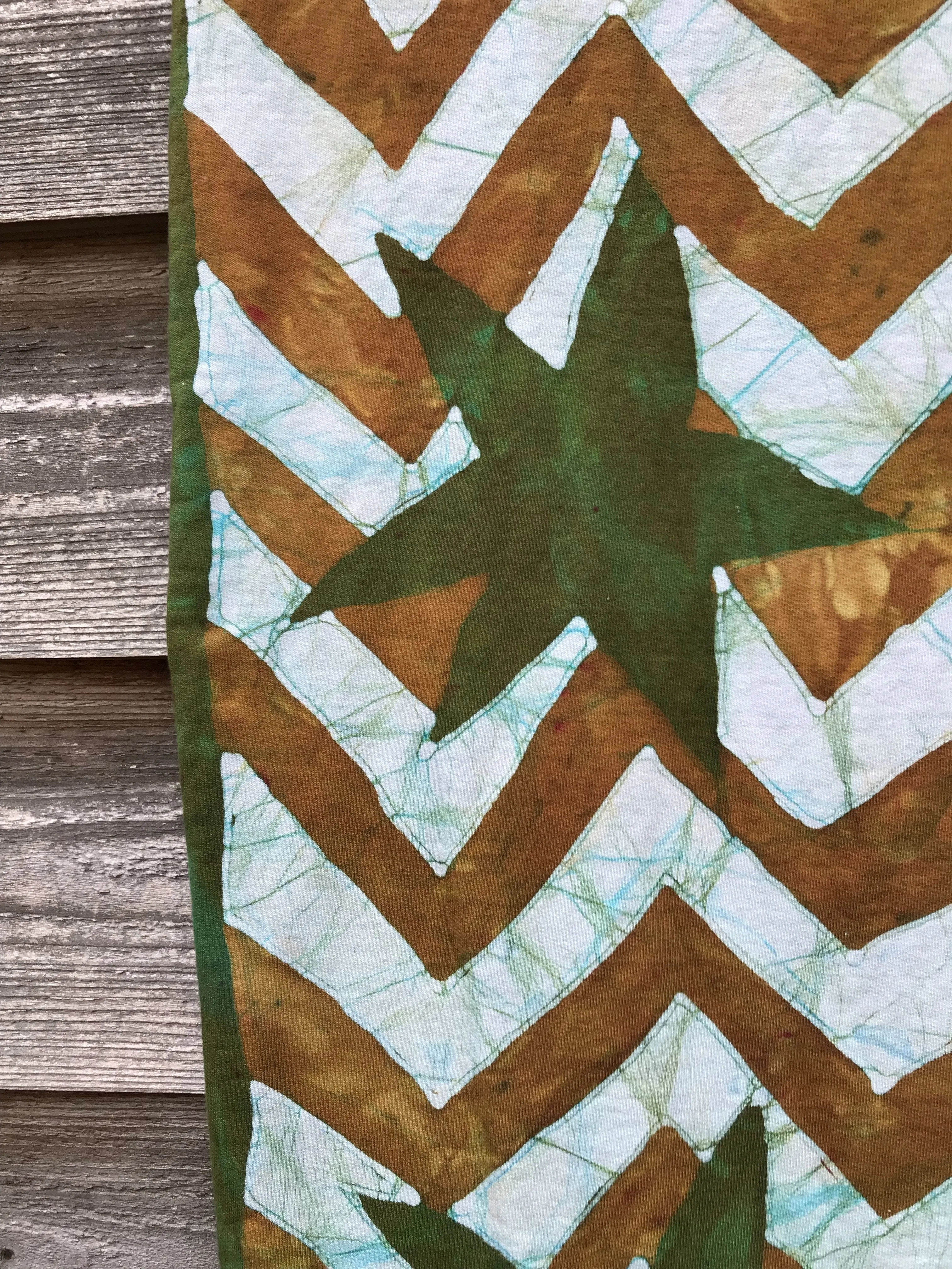 Zigzag Stars Soft Brown & Green - Thick Organic Cotton Fleece Hand Painted Scarf