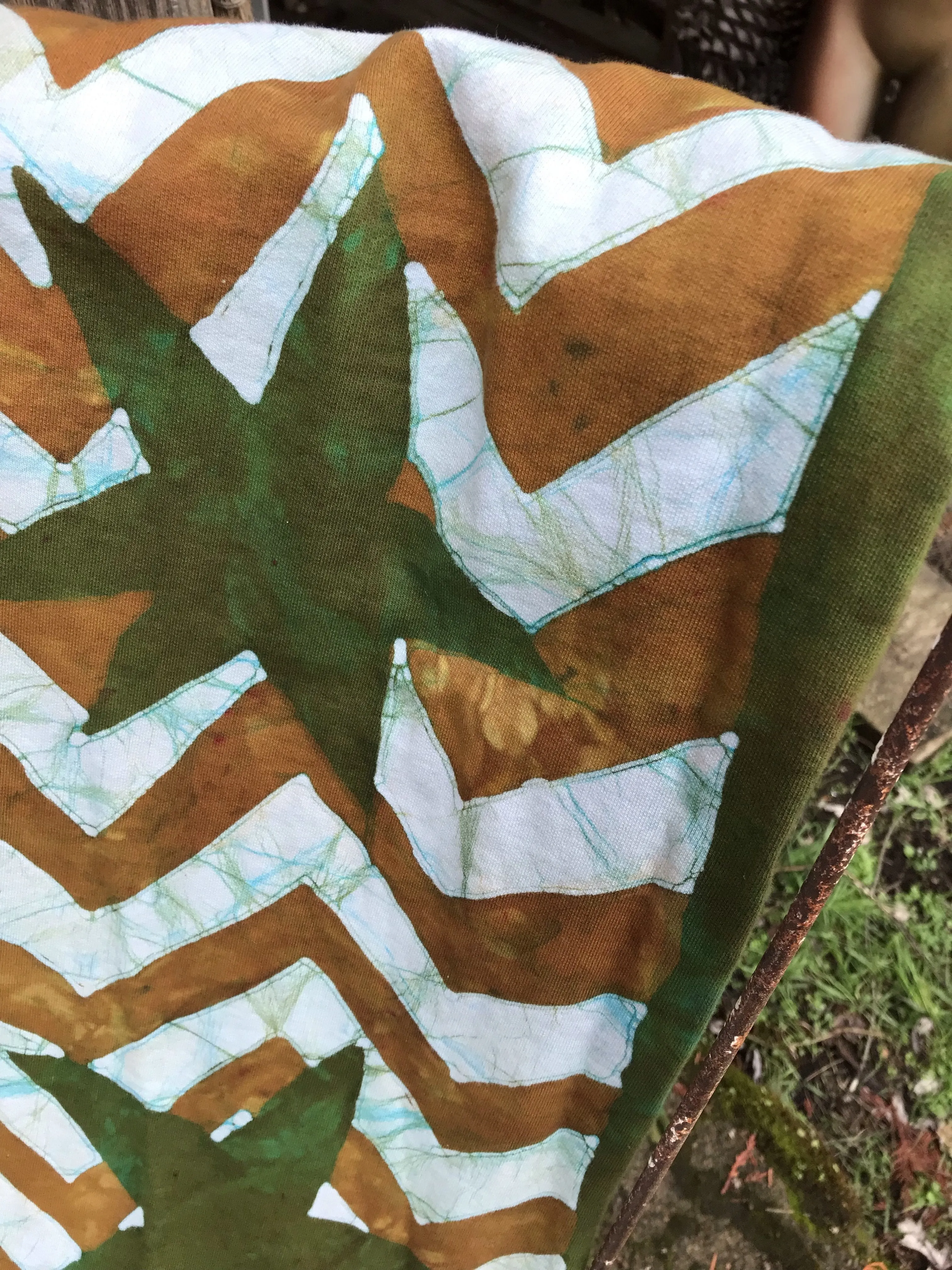 Zigzag Stars Soft Brown & Green - Thick Organic Cotton Fleece Hand Painted Scarf